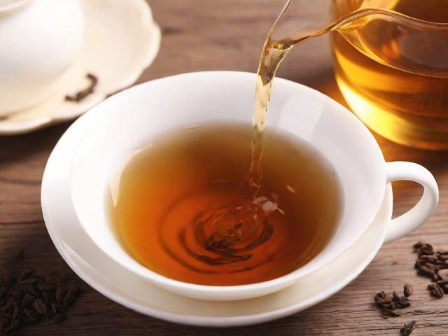 常年喝茶减肥么?不同茶类对减脂效果的全面解析